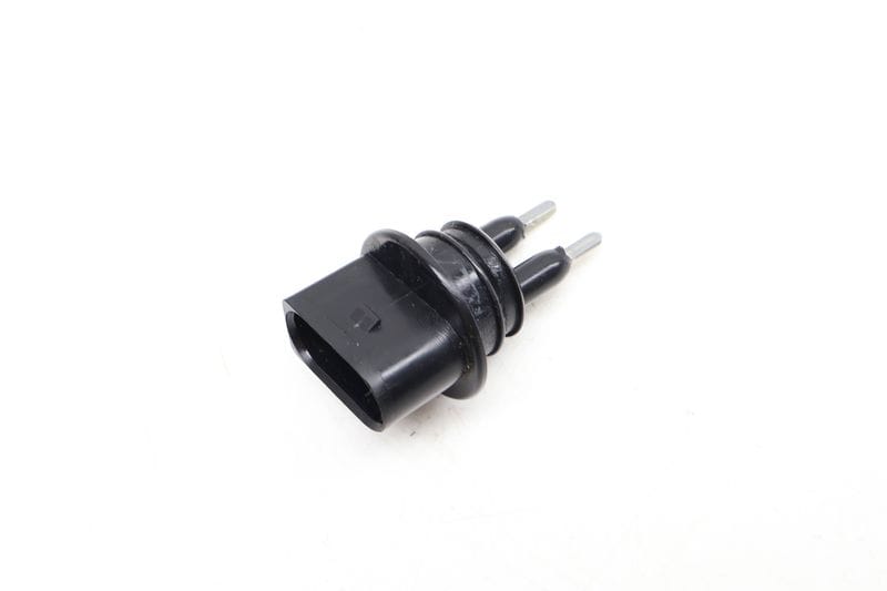 Windshield Washer Fluid Level Sensor 7M0919376 — Used (SKU 657445)