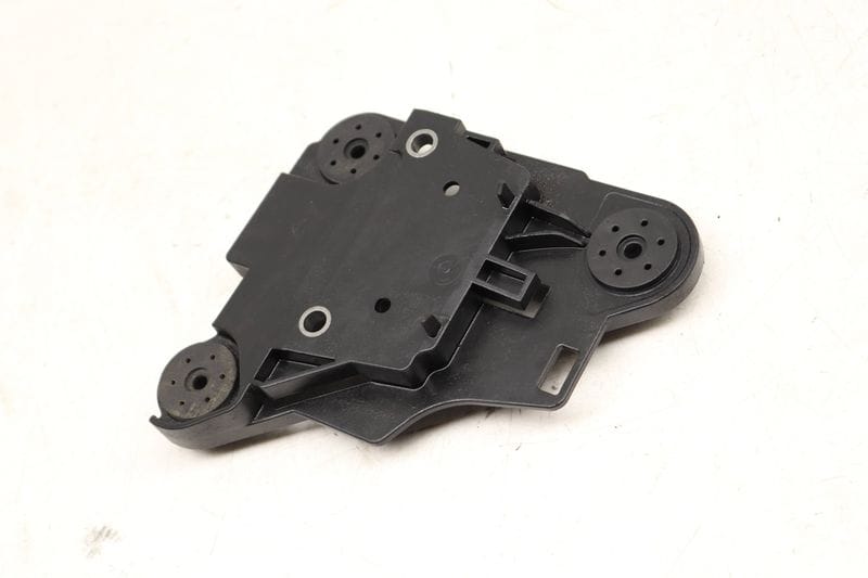 ABS Pump Mount / Bracket 5Q0614235 — Used (SKU 524759)