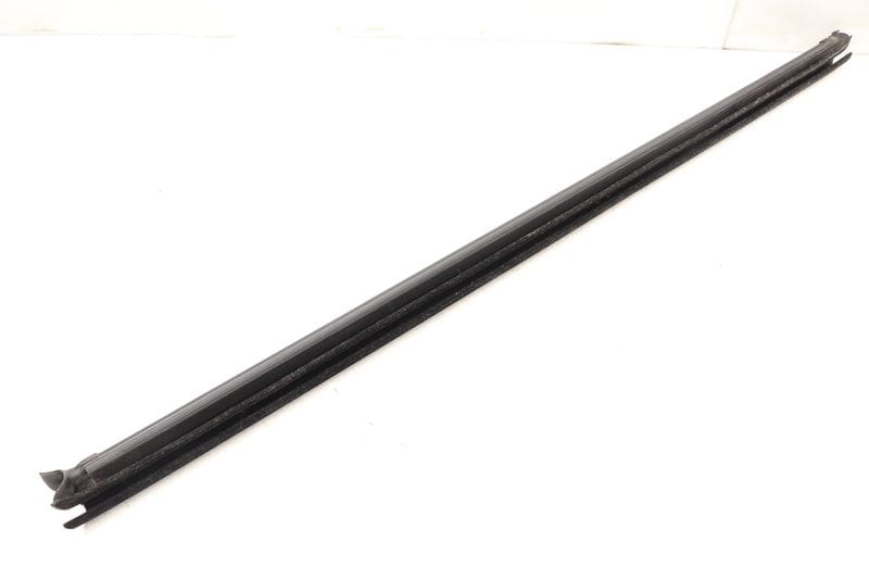Inner Door / Window Slot Seal 5GM837479B — Used (SKU 519402)