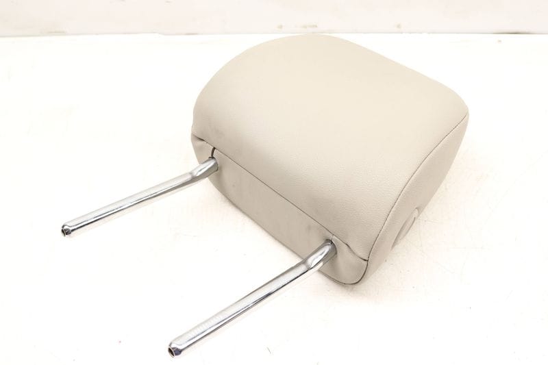 Seat Headrest / Head Rest 5GM881903C — Used (SKU 519267)