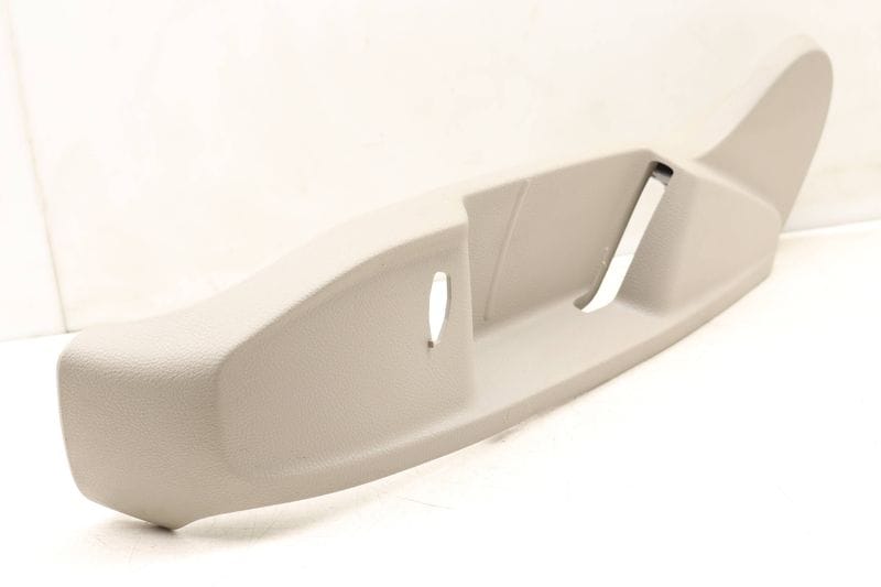 Seat Switch Trim Panel 5GM881313G — Used (SKU 519322)