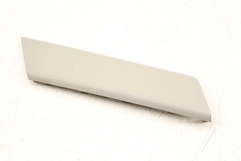 Interior Door Handle Trim 5GM868039 — Used (SKU 519294)