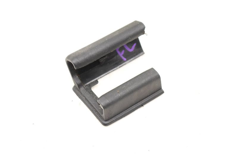 Seat Rail Cover / Trim 5GM881348 — Used (SKU 519658)