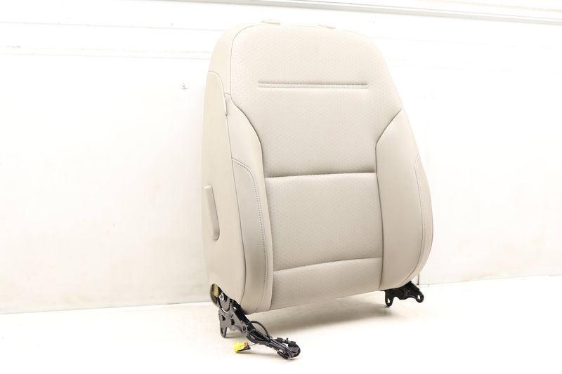 Upper Seat Backrest Cushion Assembly 5GM881806J — Used (SKU 519261)