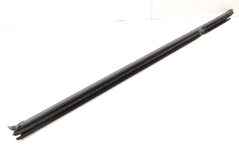 Inner Door / Window Slot Seal 5GM839479C — Used (SKU 519404)
