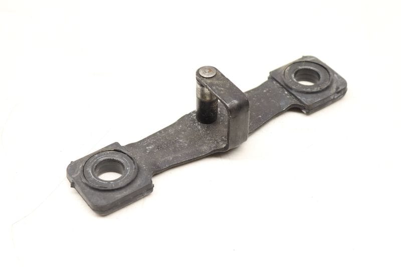 Trunk Latch Striker Plate 5G0827517D — Used (SKU 524529)