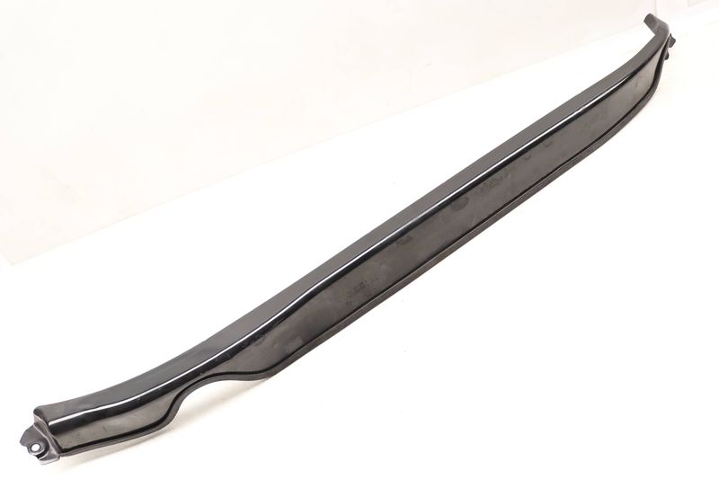 VW ゴルフ2　レイントレイ　Water deflector　右ハンドル　純正 Volkswagen Windshield Cowl / Water Deflector / Rain Tray 5G0805275B
