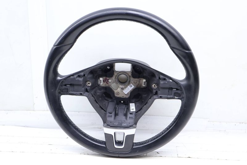 3-SPOKE Leather Steering Wheel 1T0419091AC — Used (SKU 699456)