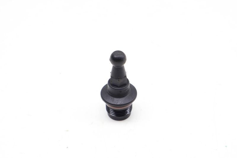 Engine / Valve Cover Plug 06J115418A — Used (SKU 699201)