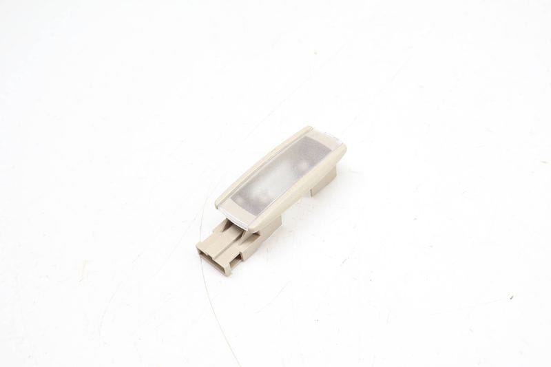 Sun Visor Vanity Overhead Light 1K0947109 — Used (SKU 699220)