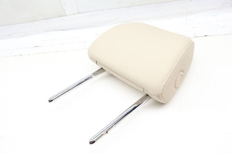 Seat Headrest / Head Rest 5N0885901P — Used (SKU 699288)