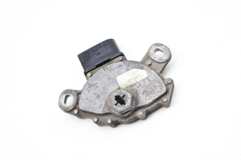 Transmission Gear Position Switch 09G919823 — Used (SKU 699712)