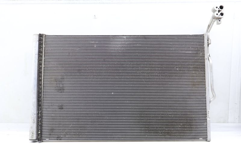 AC Condenser 7P0820411B — Used (SKU 625918)