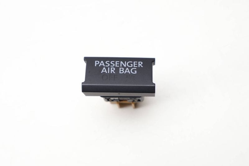 Airbag Warning Light / Switch 7P6919234A — Used (SKU 625884)