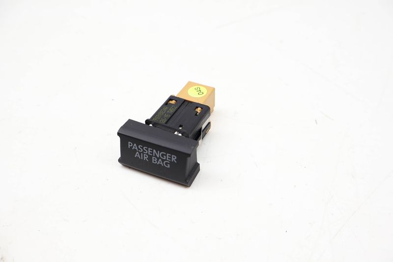 Airbag Warning Light / Switch 7P6919234A — Used (SKU 713943)