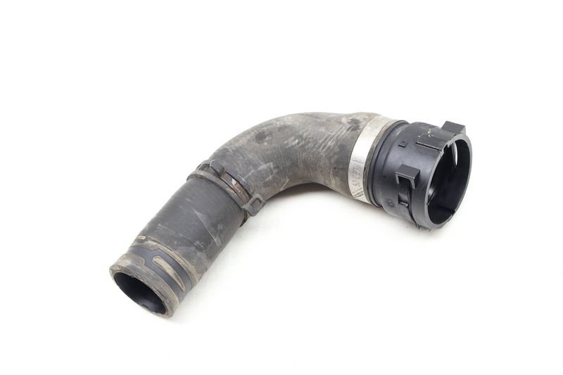 Coolant Hose / Tube 7P0121051 — Used (SKU 626264)