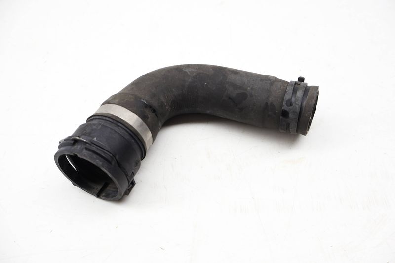 Coolant Hose / Tube 7P0121051 — Used (SKU 714365)