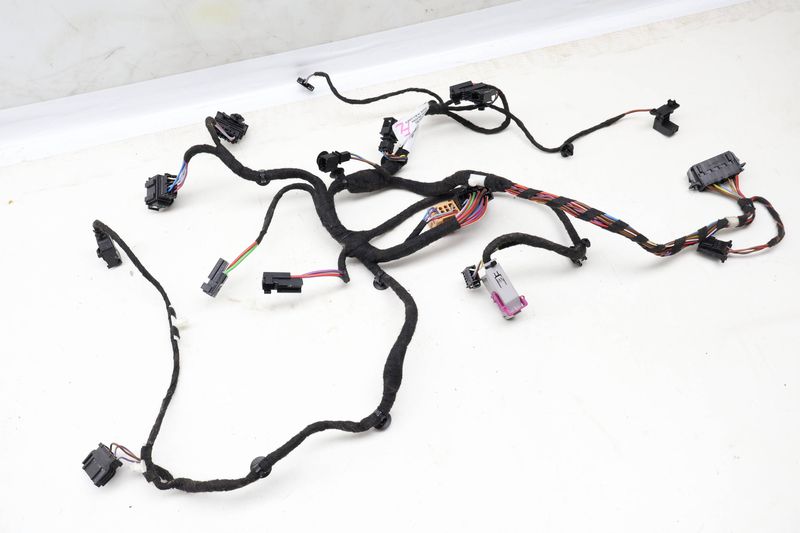 Seat Frame Wiring Harness 7P6971363CC — Used (SKU 626239)