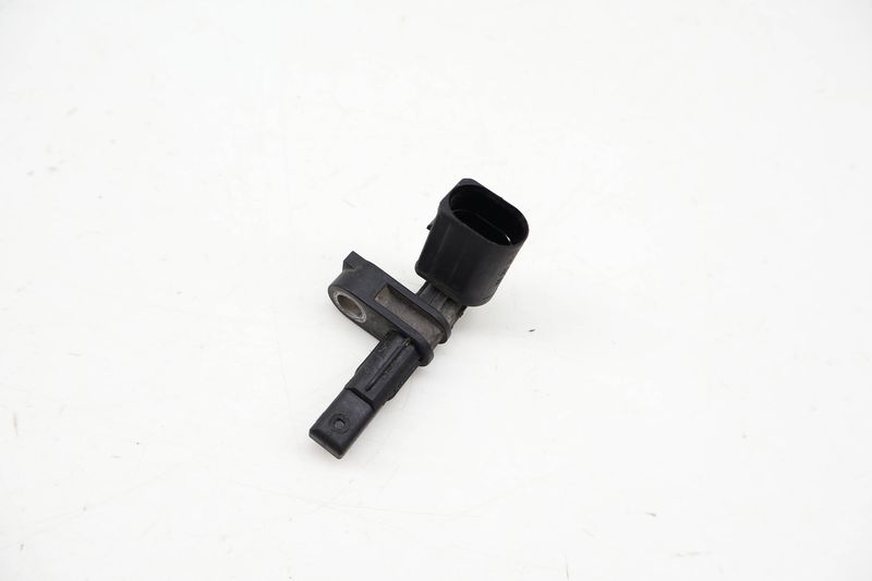 ABS / Wheel Speed Sensor WHT005651 — Used (SKU 714108)