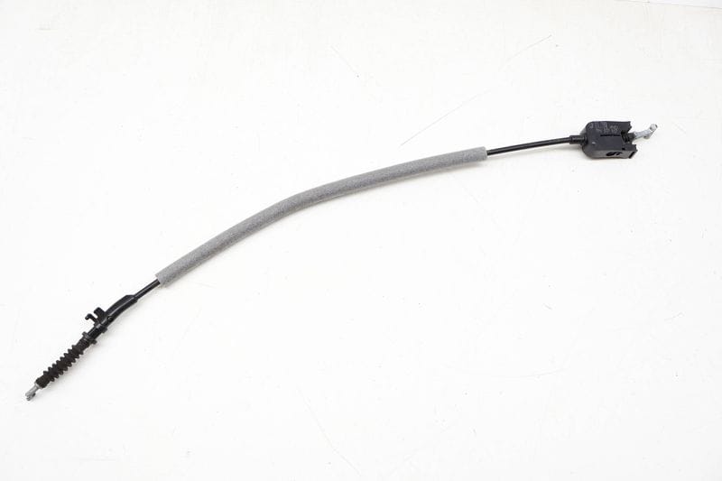 Exterior Door Handle Release / Bowden Cable 7P0837017 — Used (SKU 714216)