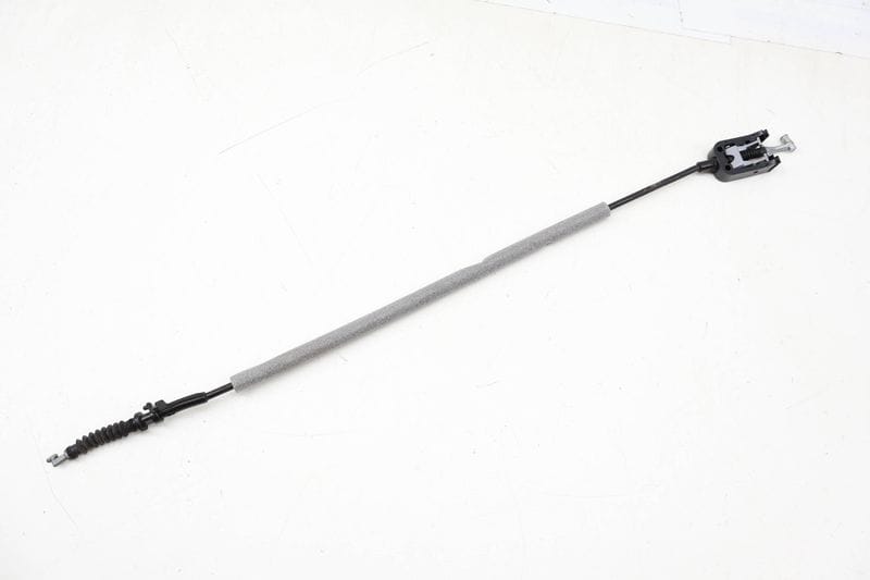Exterior Door Handle Release / Bowden Cable 7P0837017 — Used (SKU 714218)