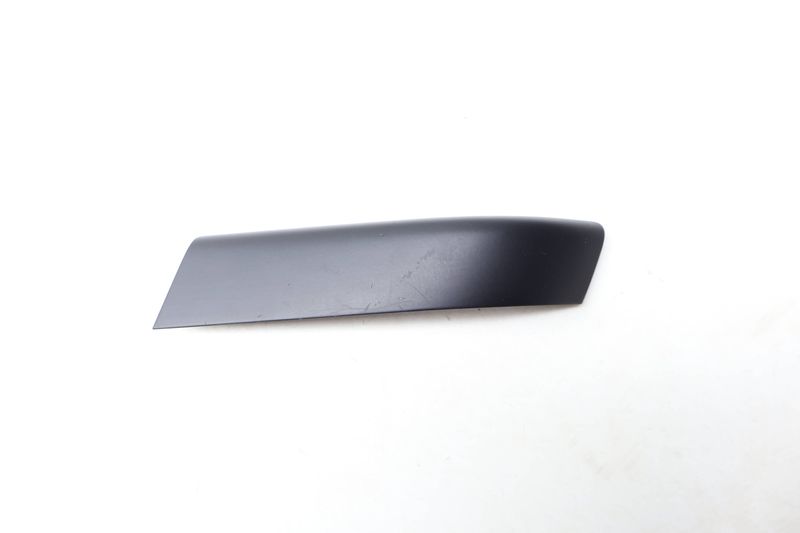 Door Panel Grab Handle Trim / Cover 7P6867172 — Used (SKU 713968)