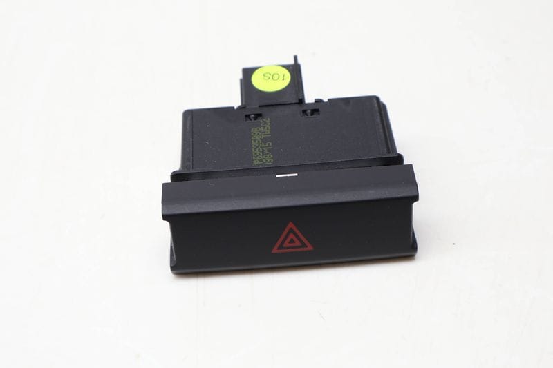 Hazard / Emergency Light Switch 7P6953509B — Used (SKU 625883)