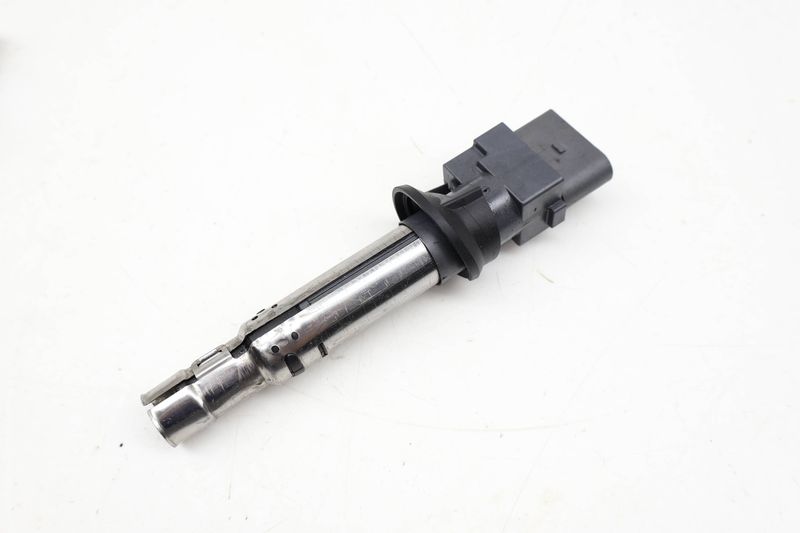 Ignition Coil Pack 022905715A — Used (SKU 714082)