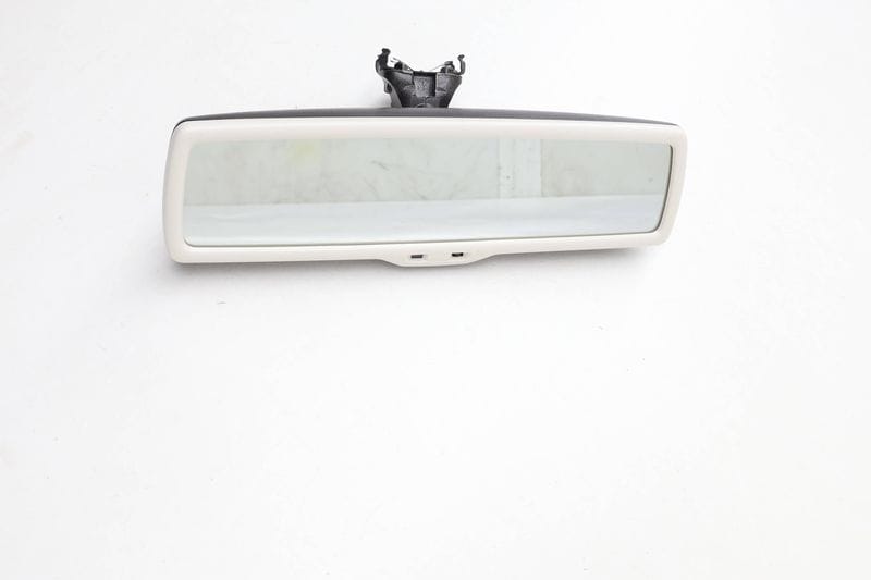 Interior Rear View Mirror w/ Auto Dim 7P6857511T — Used (SKU 625877)