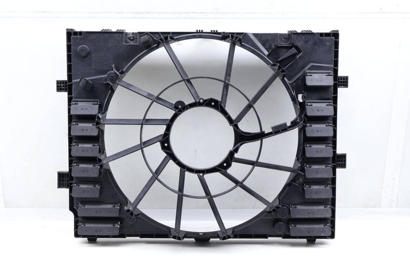 Radiator Electric Cooling Fan Housing 7P0121207B — Used (SKU 625916)