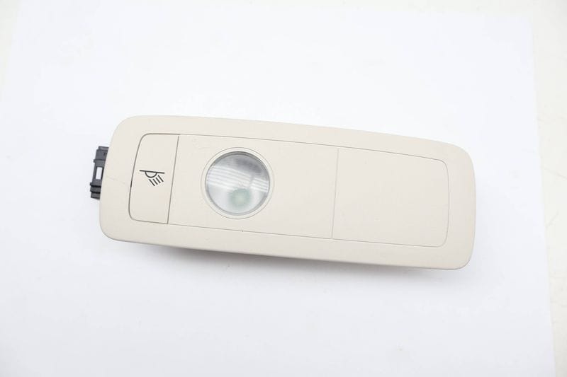 Dome Reading Light 7P6947291T — Used (SKU 713902)