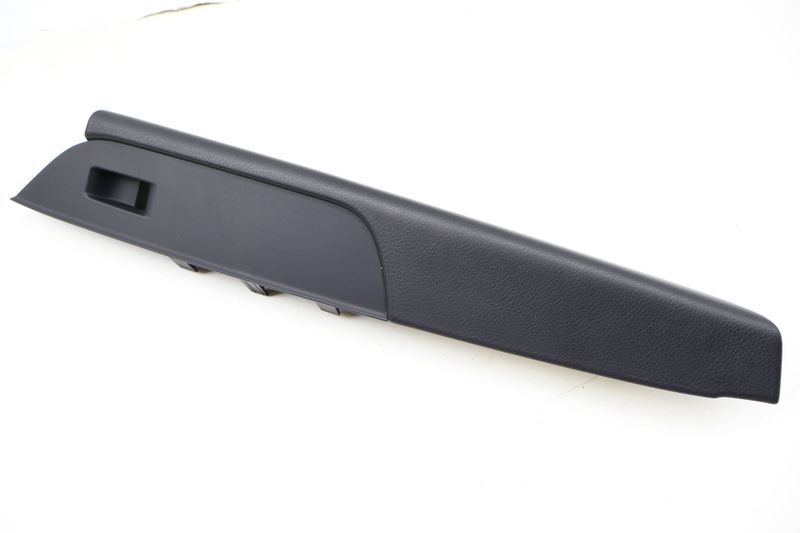 Door Panel Window Switch Trim / Armrest 7P6867375 — Used (SKU 714140)