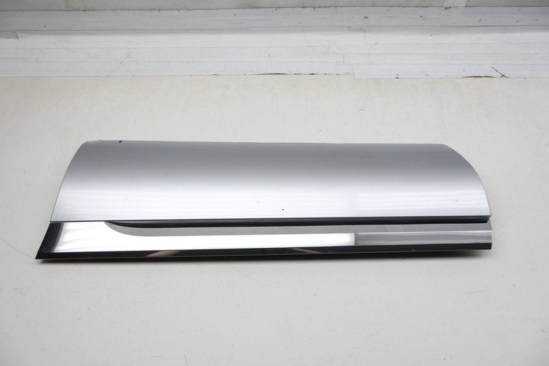 Lower Door Molding / Blade 7P6854949H — Used (SKU 714304)