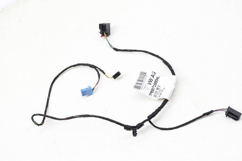 Door Panel Wiring Harness 7P6971693AL — Used (SKU 626231)