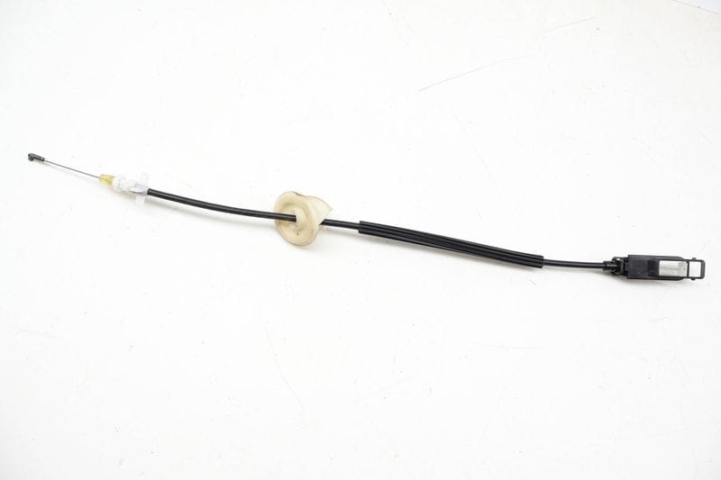Interior Door Handle Release / Bowden Cable 7P6839085B — Used (SKU 714224)