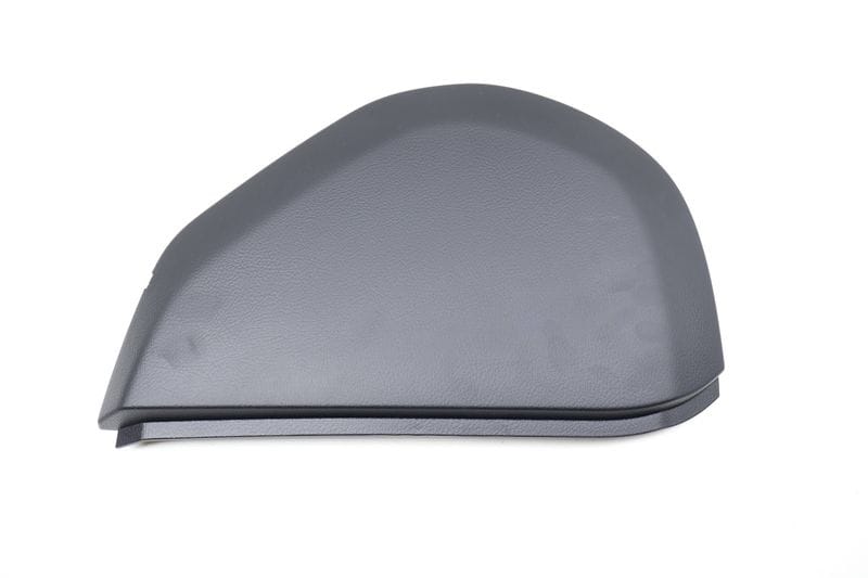 Dashboard / Dash Cover Panel 7P6858218D — Used (SKU 714162)