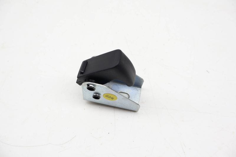 Trunk Cargo Hook / Hanger 7P6867615A — Used (SKU 713954)