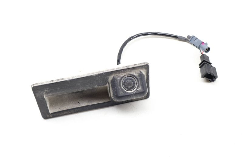Trunk Release Handle w/ Backup Camera 3C9827566A — Used (SKU 626030)