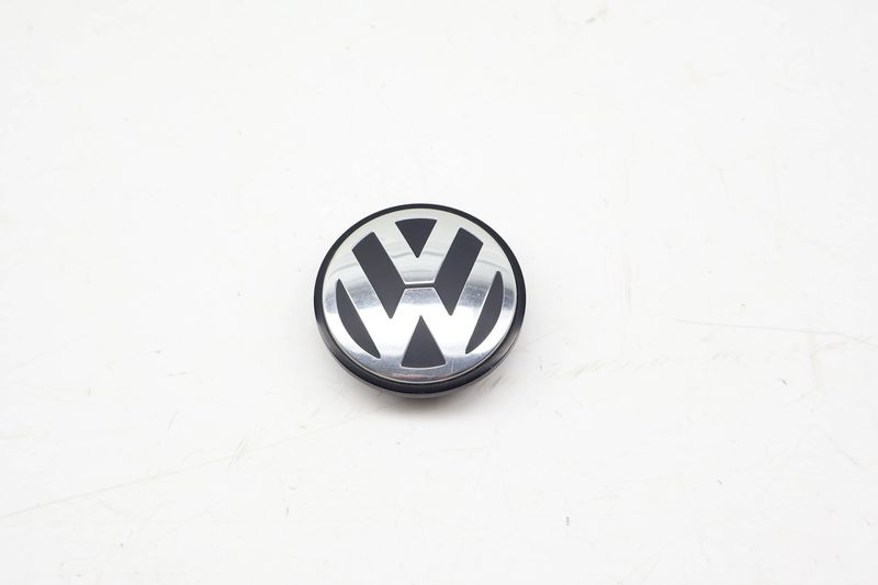 Wheel Center Cap 3B7601171 — Used (SKU 713910)