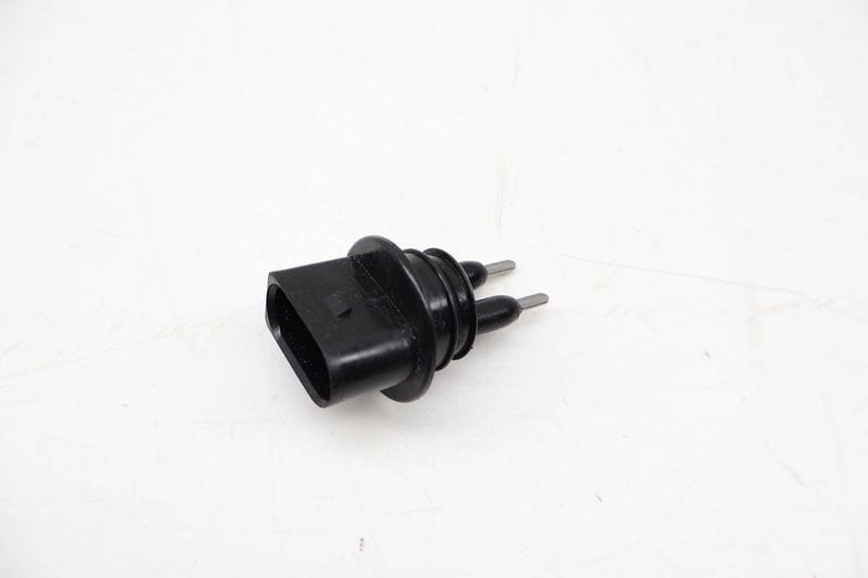 Windshield Washer Fluid Level Sensor 7M0919376 — Used (SKU 714110)