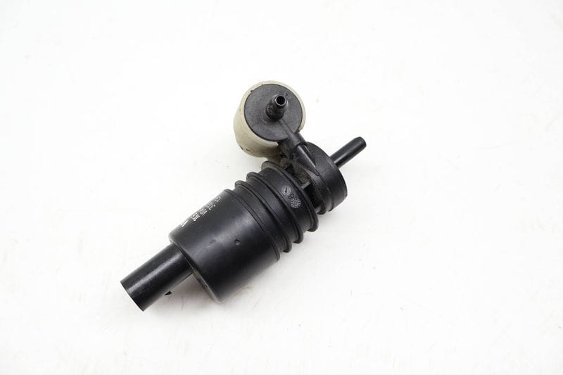 Windshield Washer Pump 1K6955651 — Used (SKU 714064)