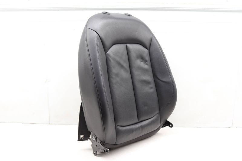 Upper Seat Backrest Cushion Assembly 8V4881806C — Used (SKU 474558)