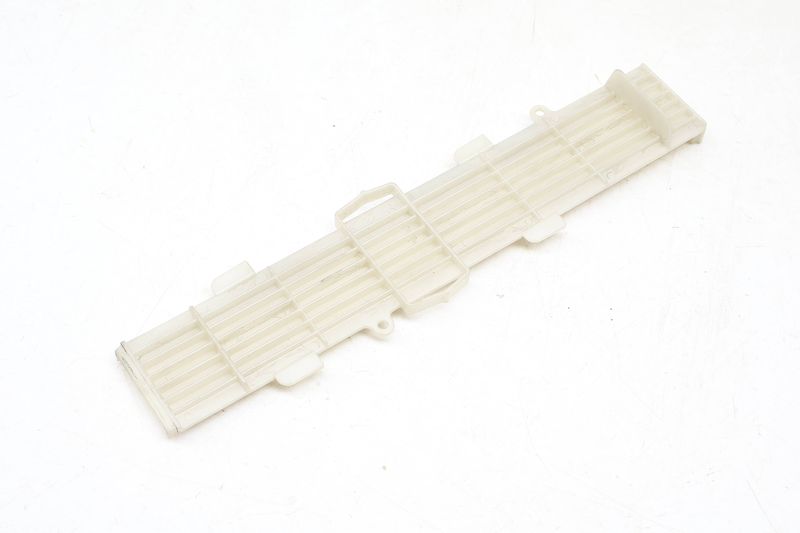 Cabin Air Filter Cover 8K0819422A — Used (SKU 679788)