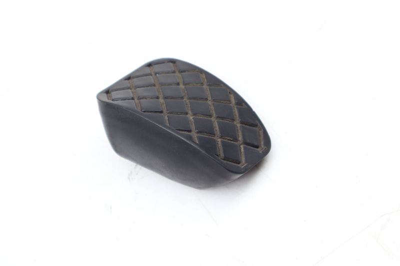 Clutch Pedal Pad / Cap 8K1721173A — Used (SKU 679884)