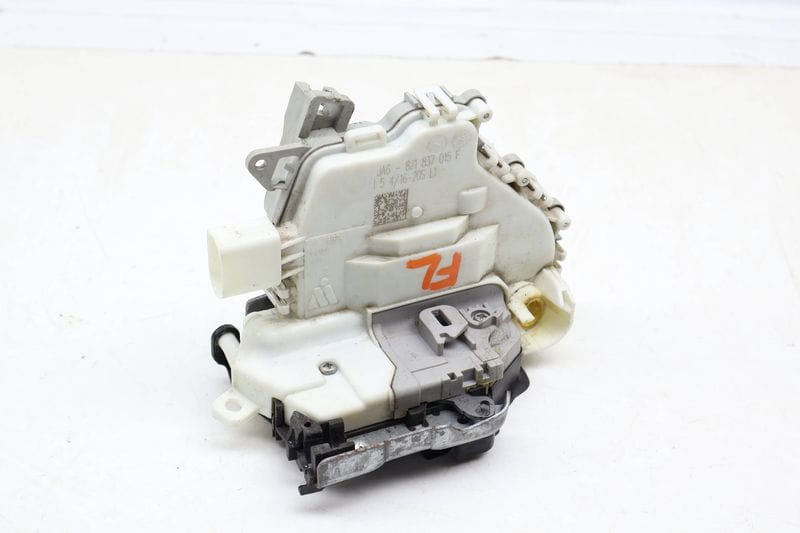 Door Latch / Lock Actuator 8J1837015F — Used (SKU 679689)