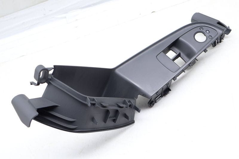 Door Pull Switch Trim 8T1867171 — Used (SKU 679672)