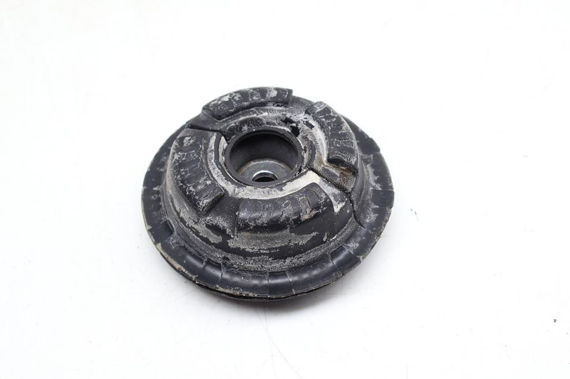 Upper Rubber Strut Mount 8K0412377C — Used (SKU 679872)