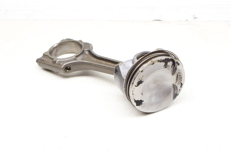 Piston w/ Connecting Rod 06H107065DN — Used (SKU 679857)