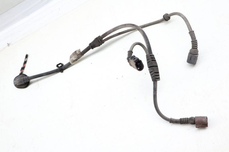 Speed Sensor / Parking Brake Wiring Harness 8K1972253D — Used (SKU 679916)