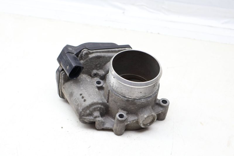 Throttle Body 06F133062T — Used (SKU 679833)